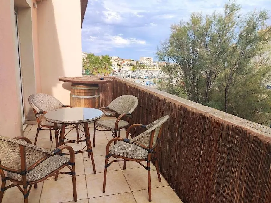 Terrasse Vue Mer Et Port, Hyper Centre Sausset-les-Pins