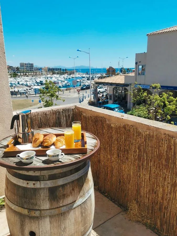 Terrasse Vue Mer Et Port, Hyper Centre Sausset-les-Pins